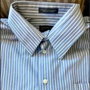 NEW Arrow Light Gray Size L